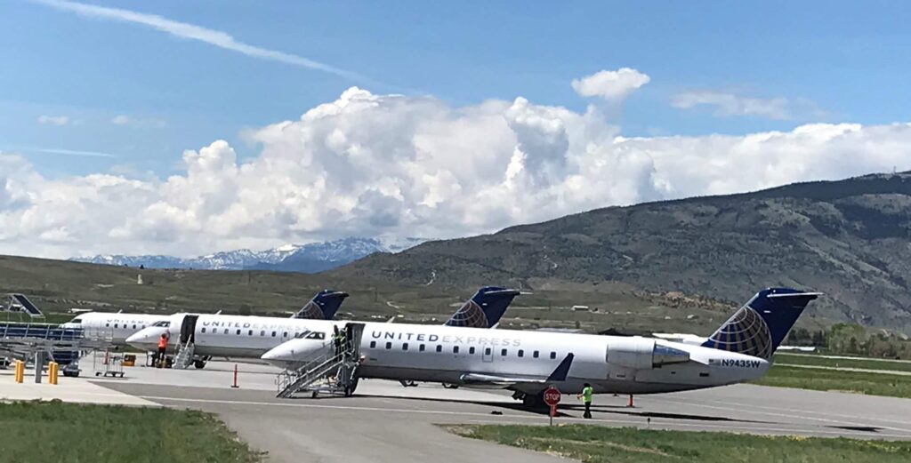 Yellowstone Regional Airport 