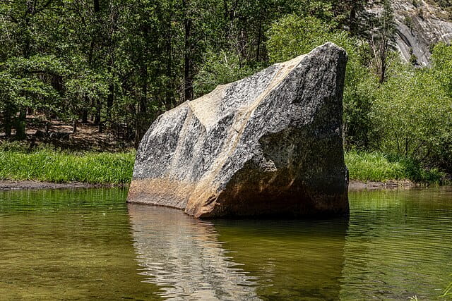 Mirror Lake Trail Yosemite